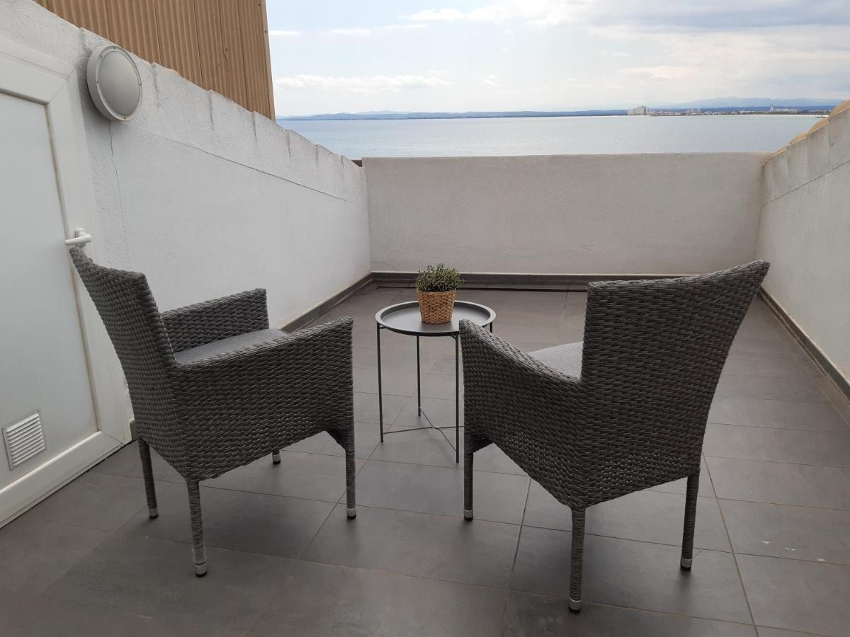 Roses Casc Antic Sl Avda Rodhe Apartment Luaran gambar