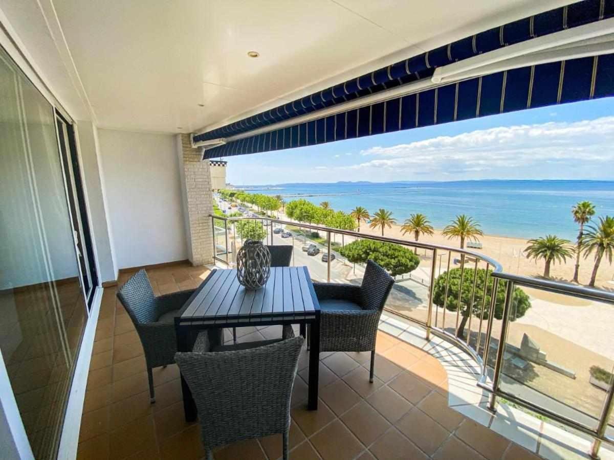 Roses Casc Antic Sl Avda Rodhe Apartment Luaran gambar