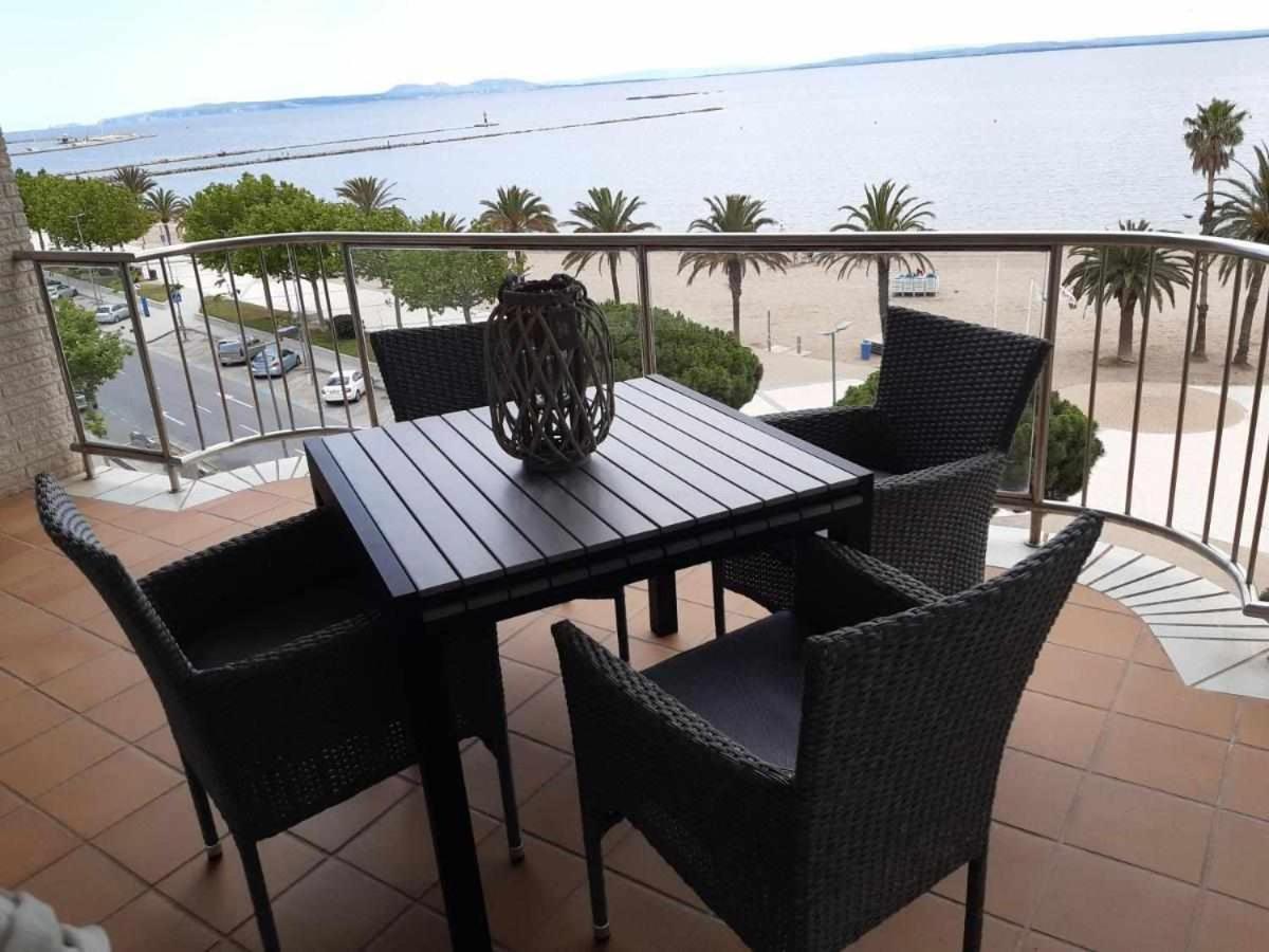 Roses Casc Antic Sl Avda Rodhe Apartment Luaran gambar