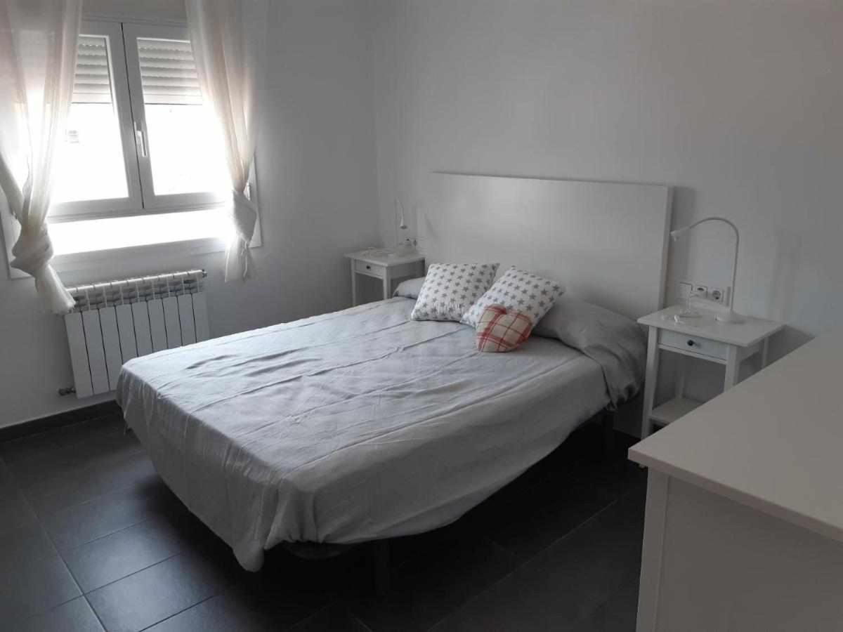 Roses Casc Antic Sl Avda Rodhe Apartment Luaran gambar